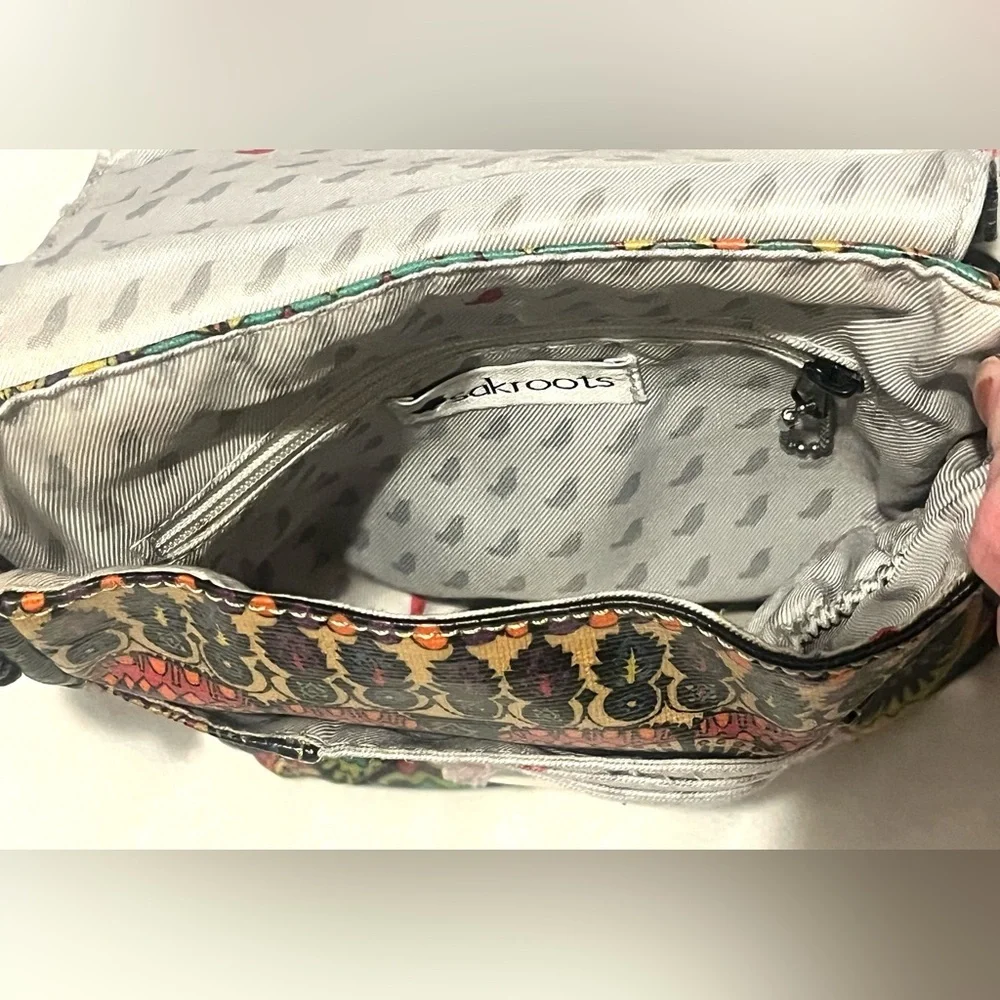 Sakroots Multicolor Crossbody Bag w Snap closure Adjustable Straps Purse - Picture 10 of 16
